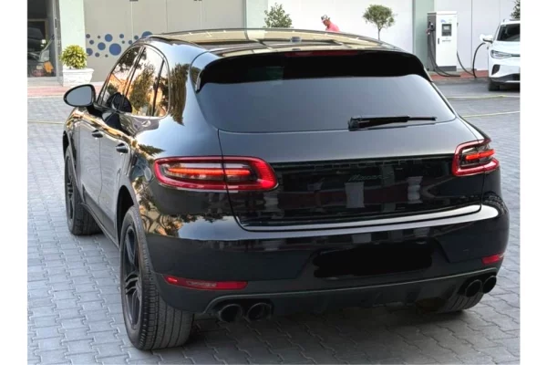 Auto in Vendita a Tirana - 19,999 Euro