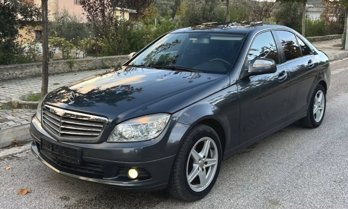 Auto in Vendita a Tirana, Mercedes-Benz, 2008 gasoline-gas,Kambio Manual Pagamento 4,700  Euro.