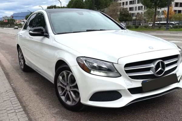 Auto in Vendita a Tirana - 11,500 Euro