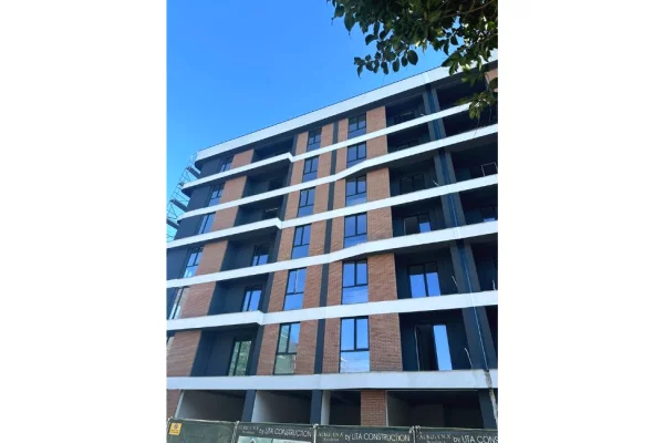 Shitet super apartament 1+1 