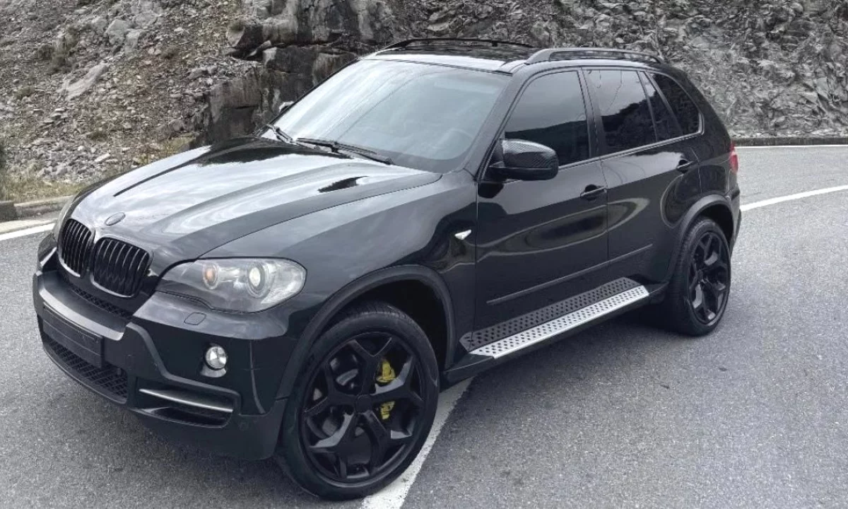 Auto in Vendita a Tirana, BMW, 2010 Diesel,Kambio Automatik Pagamento 6,999  Euro.