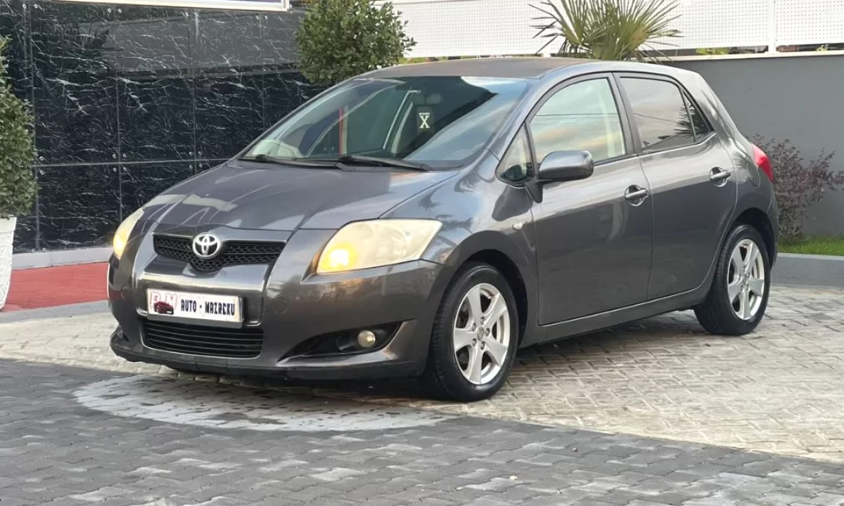 Auto in Vendita a Tirana, Toyota, 2008 Diesel,Kambio Manual Pagamento 3,500  Euro.