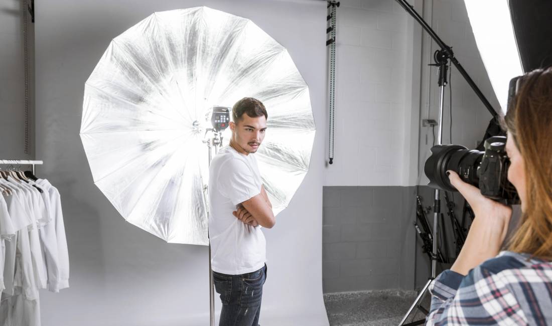 Njoftime Pune ne Tirane, Profesioni Shitese , Fillestar/Pak eksperience, Pagesa 50,000  Leke.