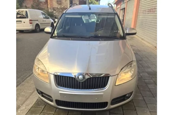 Auto in Vendita a Tirana - 3,500 Euro