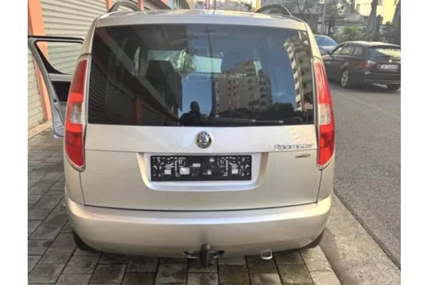 Auto in Vendita a Tirana - 3,500 Euro