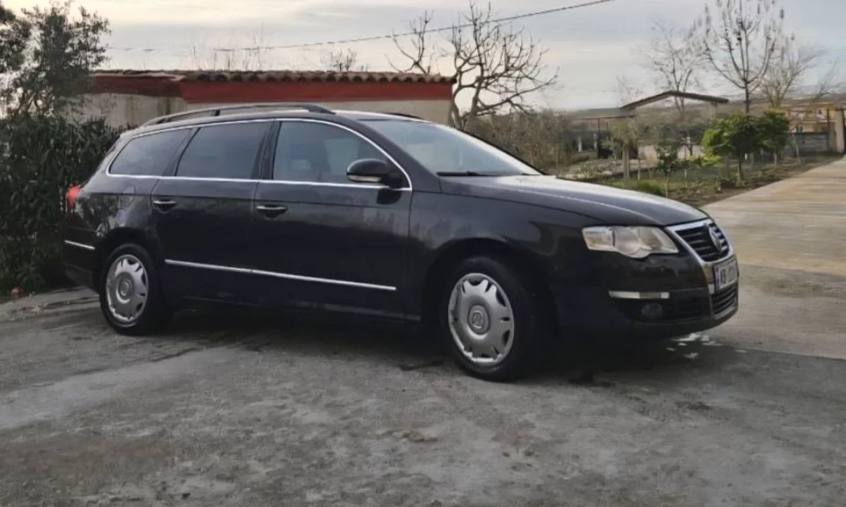 Auto in Vendita a Fier, Volkswagen, 2007 Diesel,Kambio Manual Pagamento 3,500  Euro.