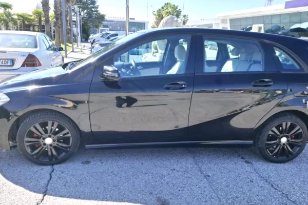 Auto in Vendita a Fier - 5,900 Euro