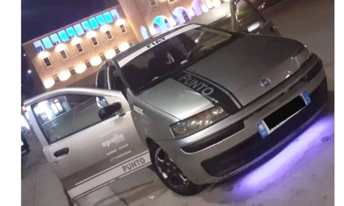 Auto in Vendita a Tirana, Fiat, 2001 Diesel,Kambio Manual Pagamento 800  Euro.