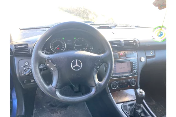 Auto in Vendita a Tirana - 3,800 Euro