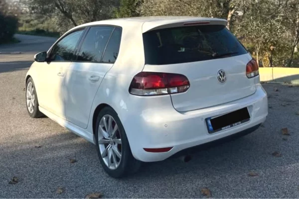 Auto in Vendita a Tirana - 5,300 Euro