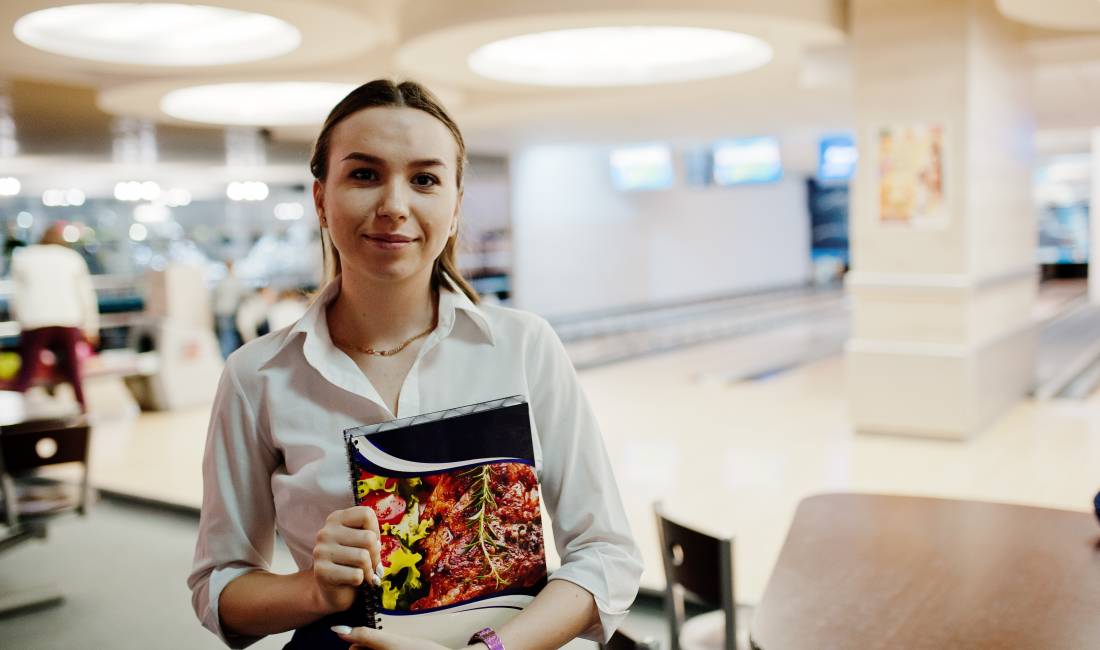 Njoftime Pune ne Tirane, Profesioni Shitese , Fillestar/Pak eksperience, Pagesa 50,000  Leke.