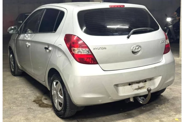 Auto in Vendita a Tirana - 3,500 Euro