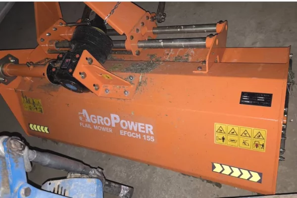 Strumenti di lavoro a Tirana - 1,100 Euro