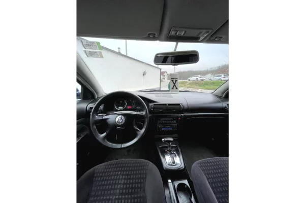 Auto in Vendita a Mitrovica, Volkswagen, 2008 Diesel,Kambio Automatik Pagamento 3,600  Euro.