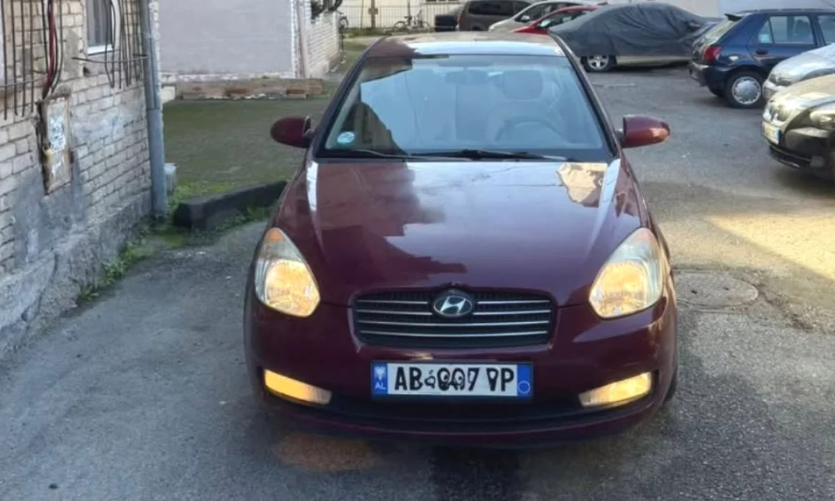 Auto in Vendita a Tirana, Hyundai, 2007 Diesel,Kambio Manual Pagamento 2,400  Euro.
