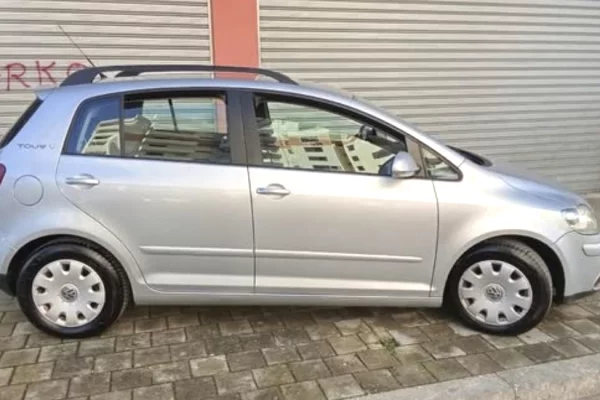 Auto in Vendita a Tirana - 3,800 Euro