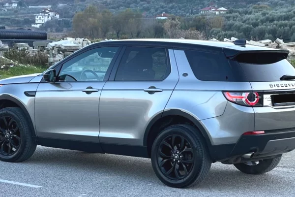 Auto in Vendita a Tirana - 13,500 Euro