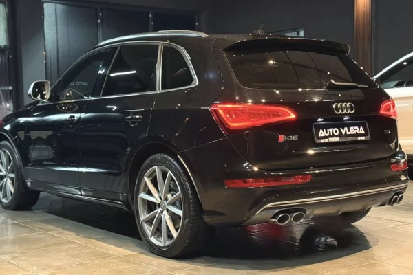 Auto in Vendita a Peja - 19,800 Euro