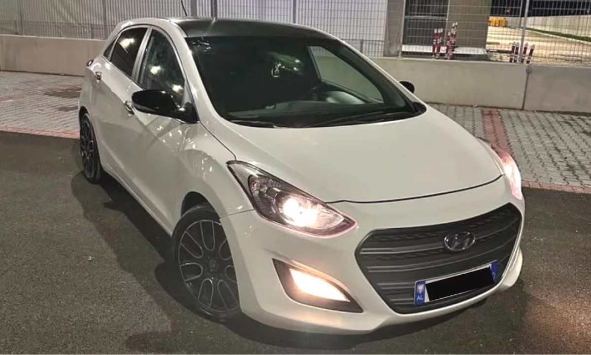 Auto in Vendita a Tirana, Hyundai, 2012 Diesel,Kambio Automatik Pagamento 6,999  Euro.