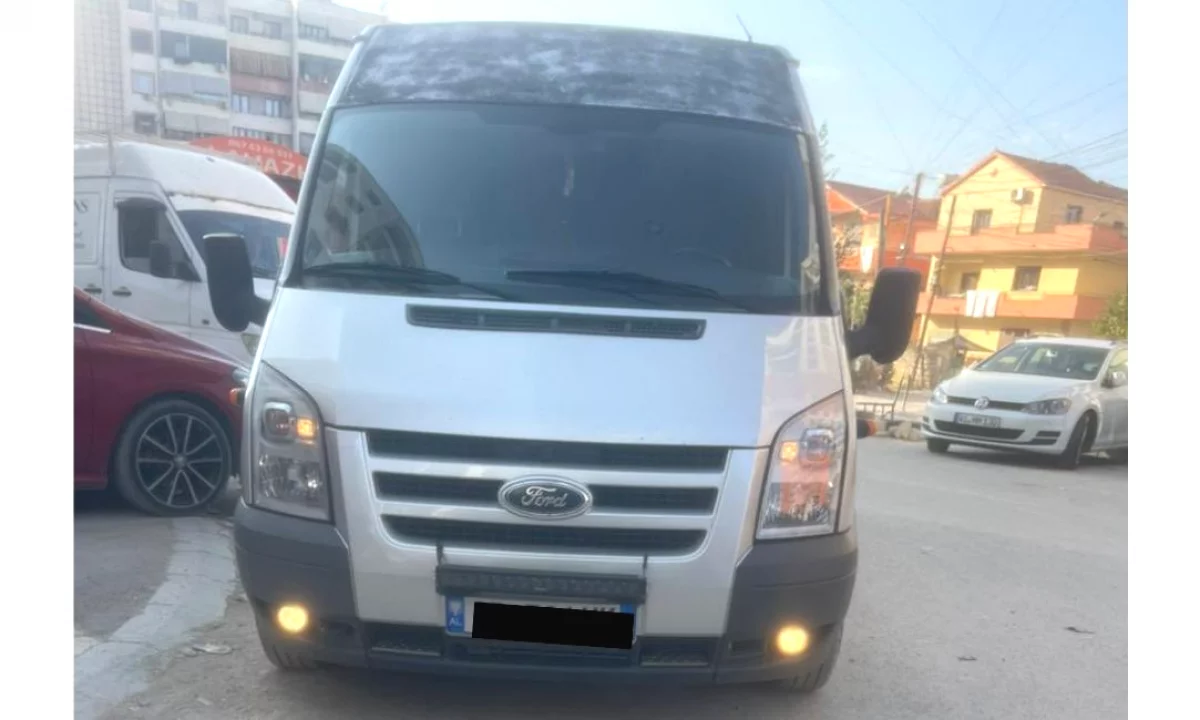 Auto in Vendita a Tirana, Ford, 2012 Diesel,Kambio Manual Pagamento 8,700  Euro.