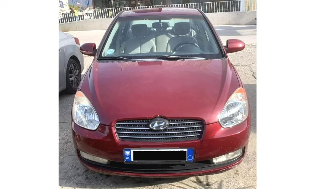 Auto in Vendita a Tirana, Hyundai, 2007 Diesel,Kambio Manual Pagamento 3,000  Euro.