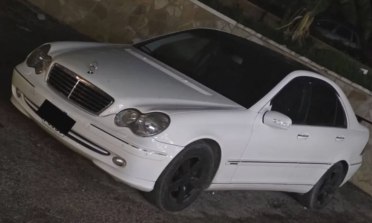 Auto in Vendita a Tirana, Mercedes-Benz, 2004 Diesel,Kambio Automatik Pagamento 5,200  Euro.
