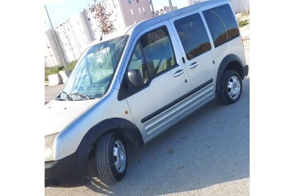 Auto in Vendita a Tirana - 2,500 Euro