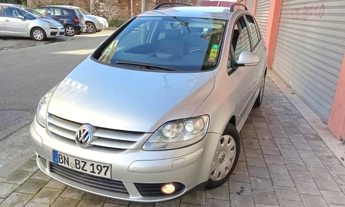 Auto in Vendita a Tirana, Volkswagen, 2007 Diesel,Kambio Automatik Pagamento 3,800  Euro.