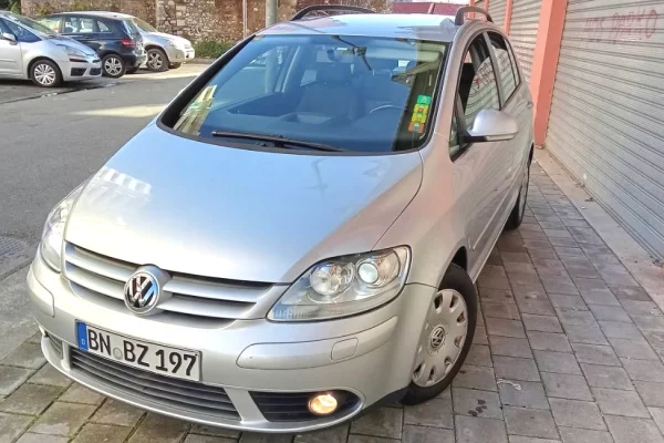 Auto in Vendita a Tirana - 3,800 Euro