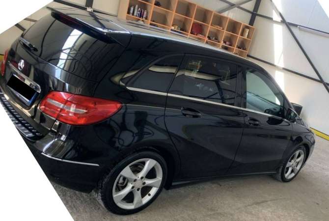 Auto in Vendita a Tirana - 6,000 Euro