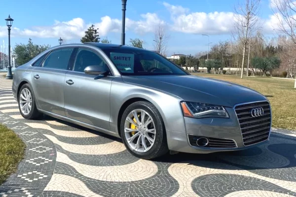 Auto in Vendita a Tirana - 10,000 Euro