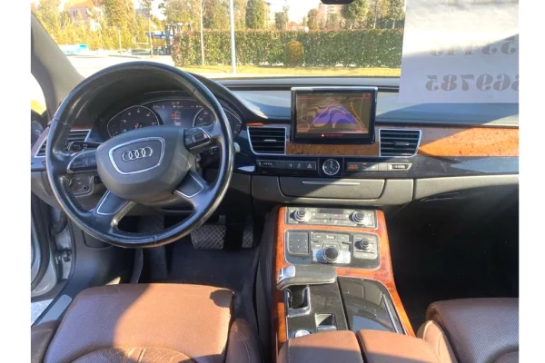 Auto in Vendita a Tirana - 10,000 Euro