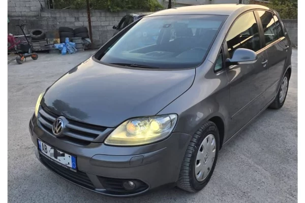 Auto in Vendita a Tirana - 4,500 Euro