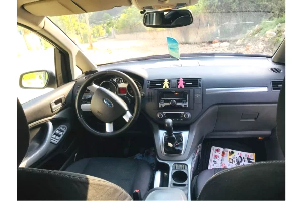 Auto in Vendita a Berat - 2,800 Euro