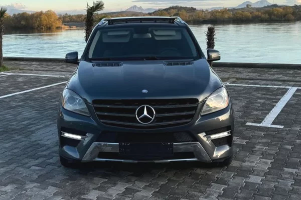 Auto in Vendita a Tirana - 14,500 Euro