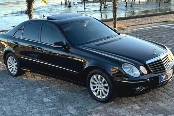 Auto in Vendita a Tirana - 6,400 Euro