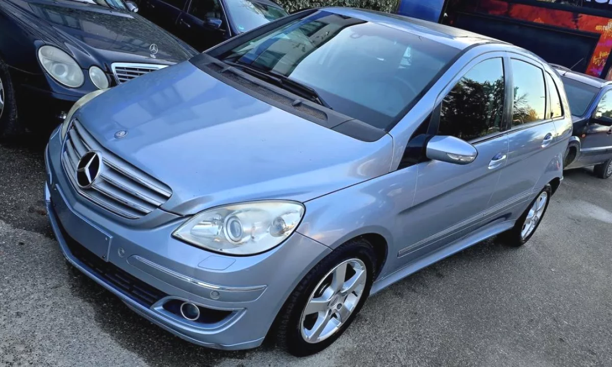 Auto in Vendita a Tirana, Mercedes-Benz, 2007 Diesel,Kambio Automatik Pagamento 2,900  Euro.