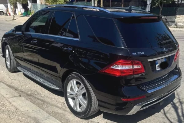 Auto in Vendita a Tirana - 13,000 Euro