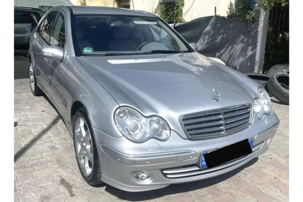 Auto in Vendita a Tirana - 4,800 Euro