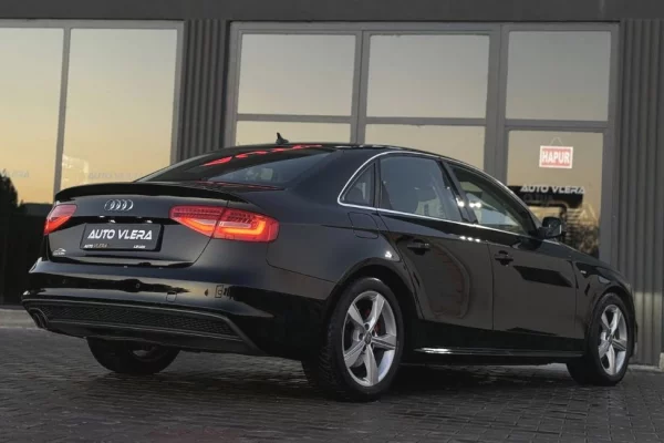 Auto in Vendita a Peja - 12,900 Euro