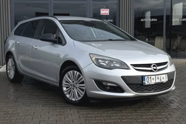 Auto in Vendita a Pristina - 6,900 Euro