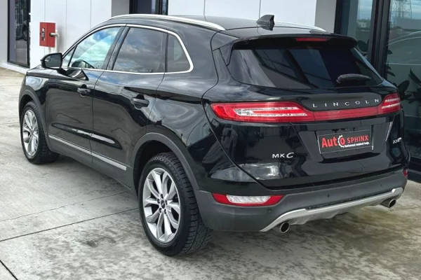 Auto in Vendita a Tirana - 14,500 Euro