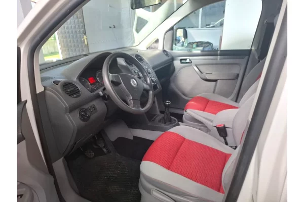 Auto in Vendita a Tirana - 6,800 Euro