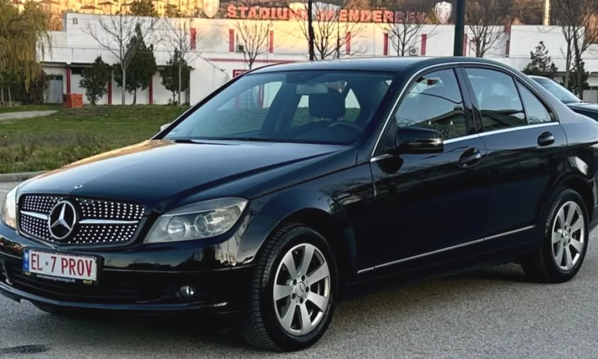 Auto in Vendita a Tirana, Mercedes-Benz, 2010 Diesel,Kambio Automatik Pagamento 5,500  Euro.