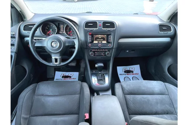 Makina ne shitje ne Fier - 4,500 Euro