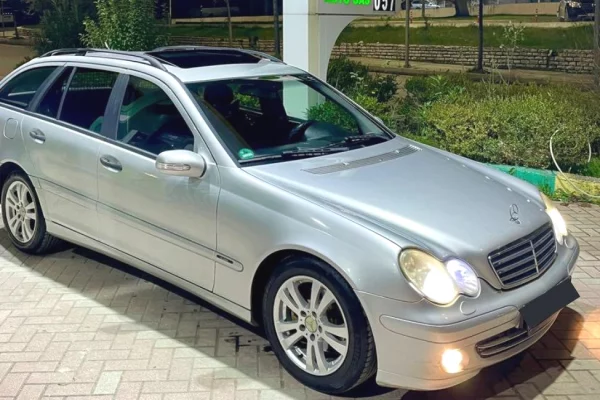 Auto in Vendita a Tirana - 3,800 Euro