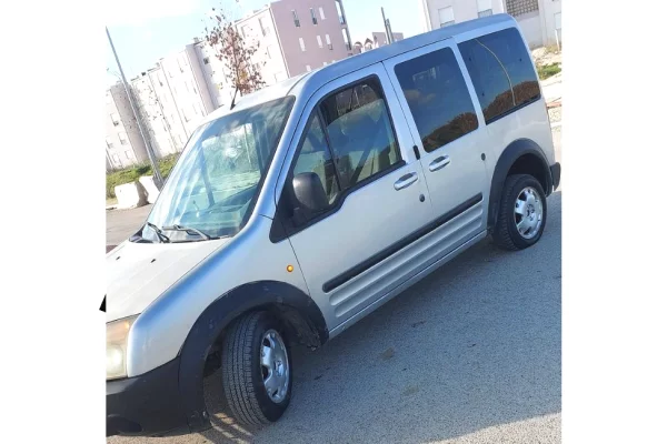 Auto in Vendita a Tirana - 2,500 Euro