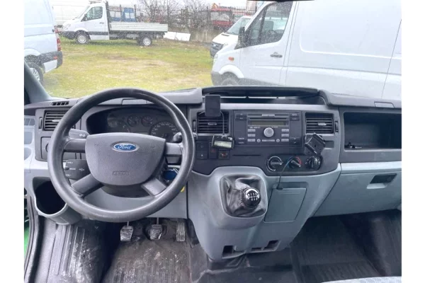 Auto in Vendita a Tirana - 5,999 Euro