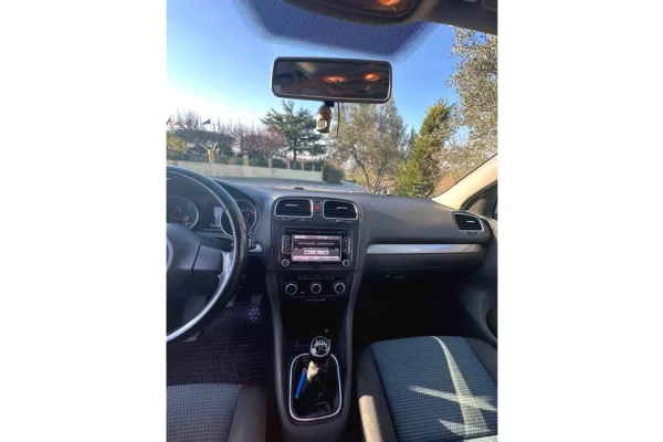 Auto in Vendita a Tirana - 5,300 Euro