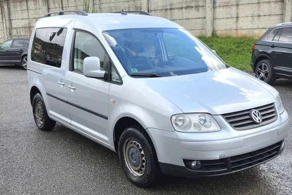 Auto in Vendita a Tirana - 4,000 Euro